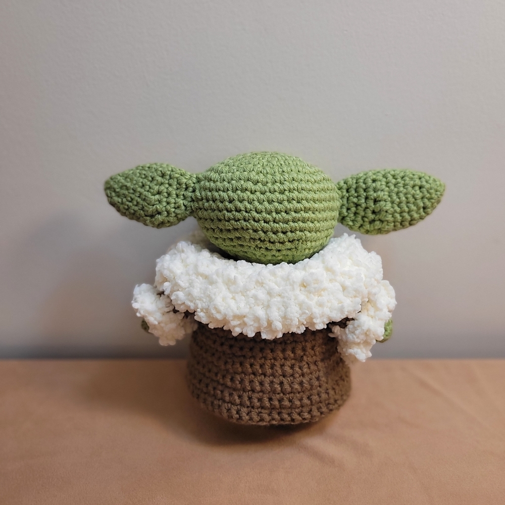 Amigurumi Baby Yoda Plushie 10" Handmade Crochet Animal Plush Grogu Alien Child - Picture 8 of 12